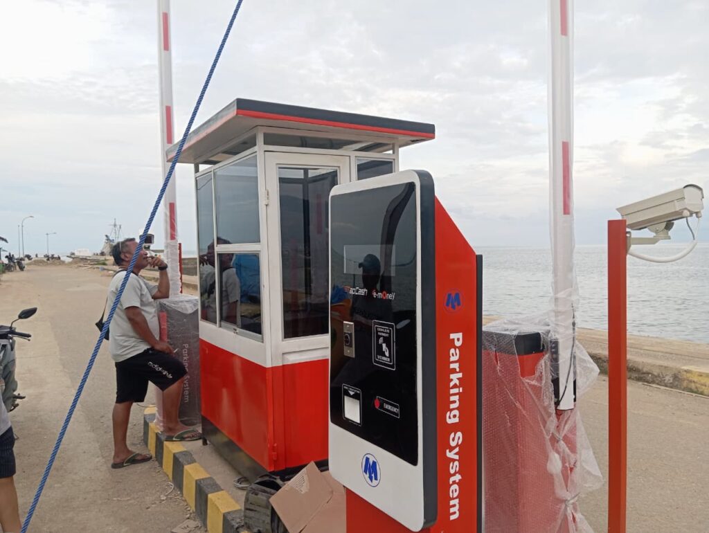 palang parkir otomatis bombana