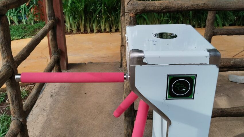 Instalasi DISTRIBUTOR IMPORTIR Barrier Gate Jepang di Malang